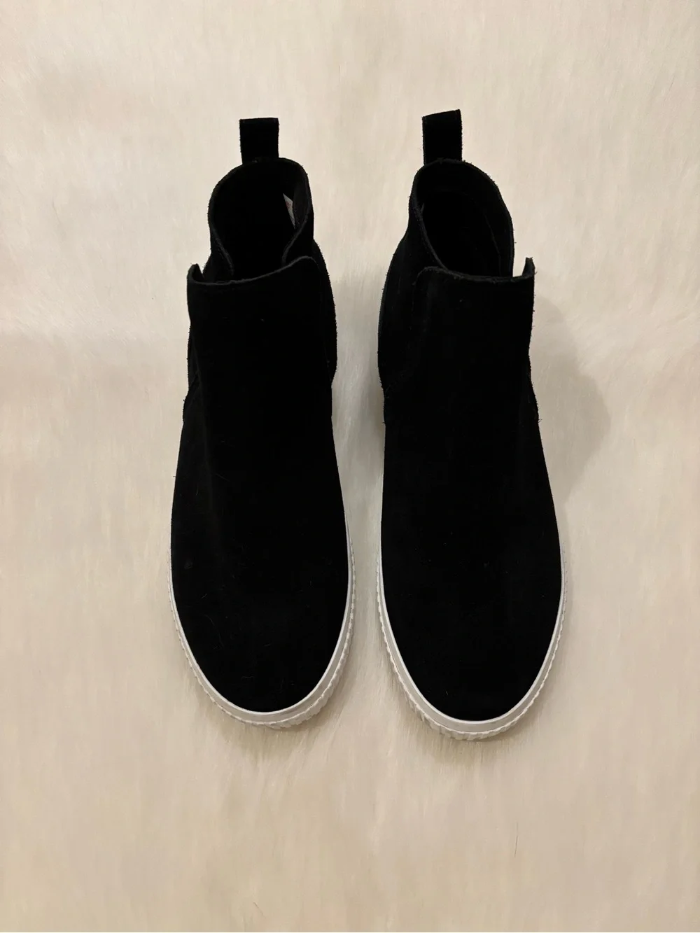 Timberland Skyla Bay Booties in Black Suede